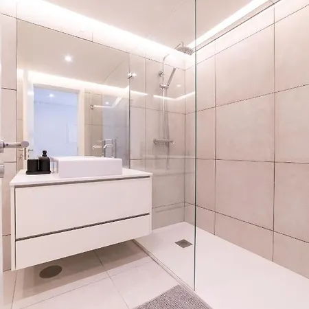 Lägenhet Lusiadas 53 2ºd - Beautiful Two-bedroom Lisboa