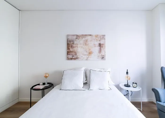 Lusíadas 53 2ºd - Beautiful Two-bedroom Lisboa