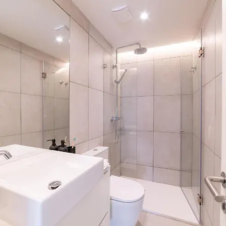 公寓 Lusiadas 53 2ºd - Beautiful Two-bedroom *